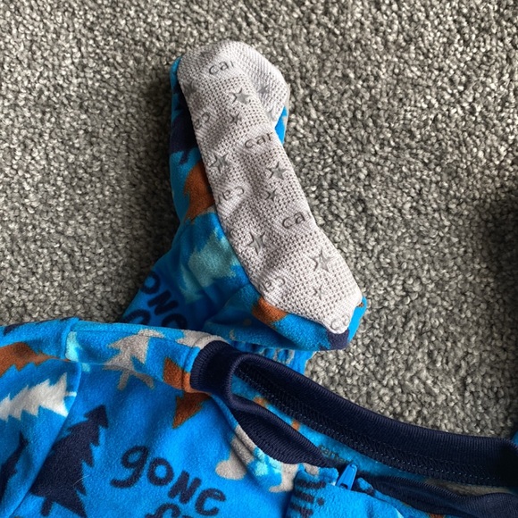 Carters brand one piece footed pajama size 5t new with tags - Picture 4 of 4